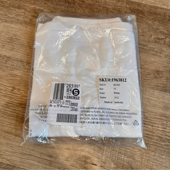 New In bag! Lands End Long sleeve white polo shirt in size 3T - Picture 2 of 3